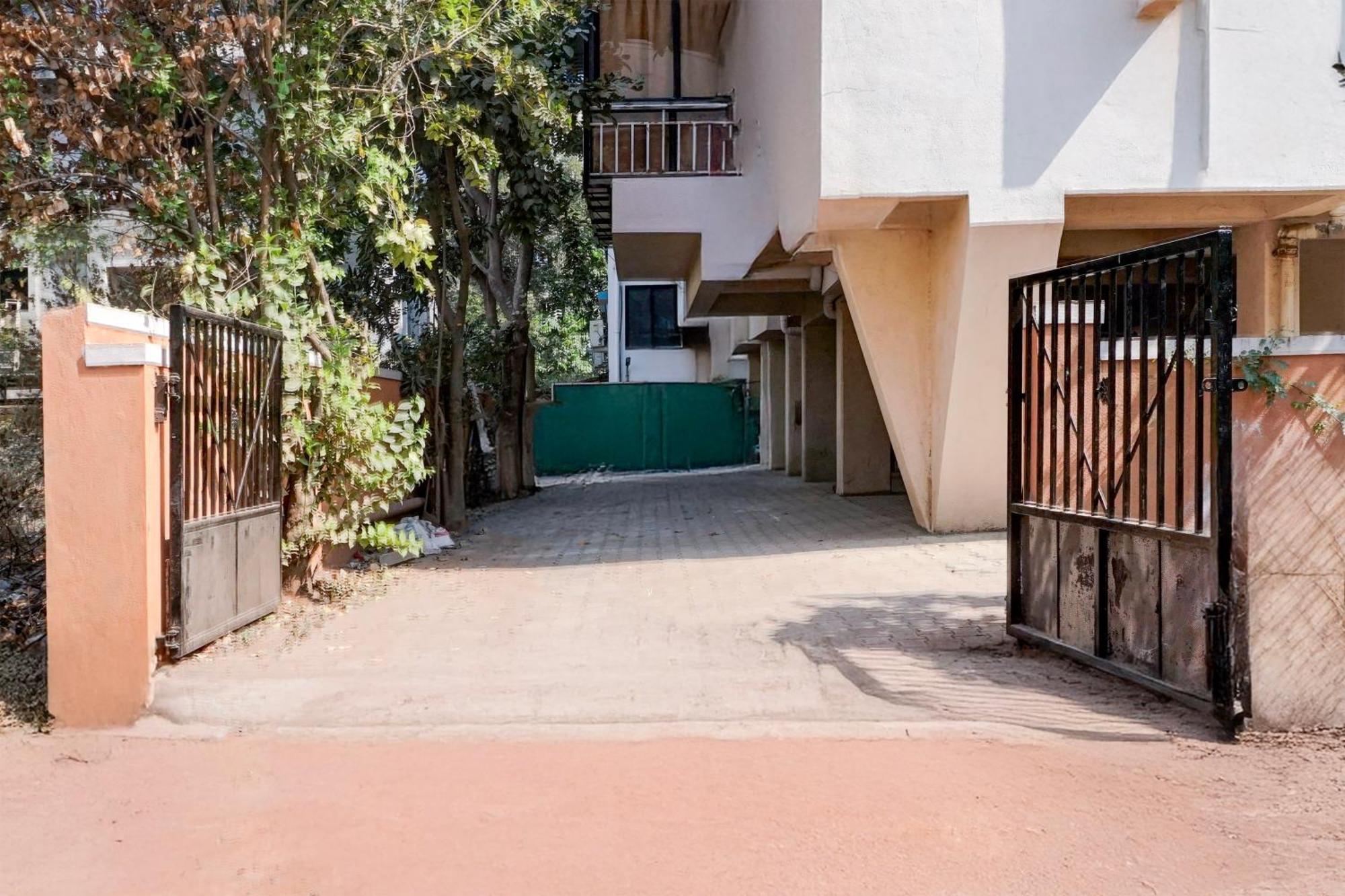 Super Collection O Veerbhadra Nagar Baner Hotel Méribel Village Екстериор снимка