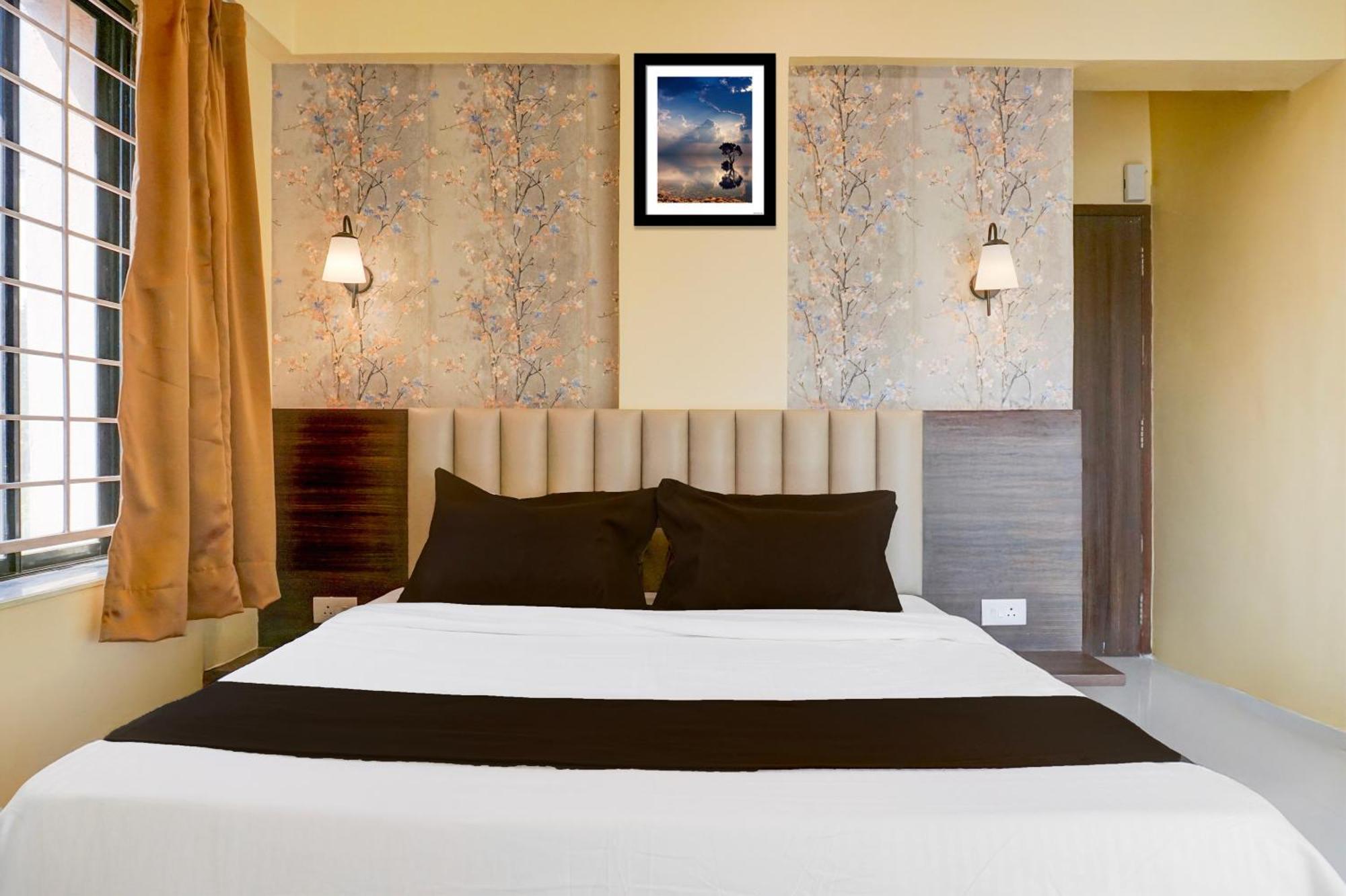 Super Collection O Veerbhadra Nagar Baner Hotel Méribel Village Екстериор снимка