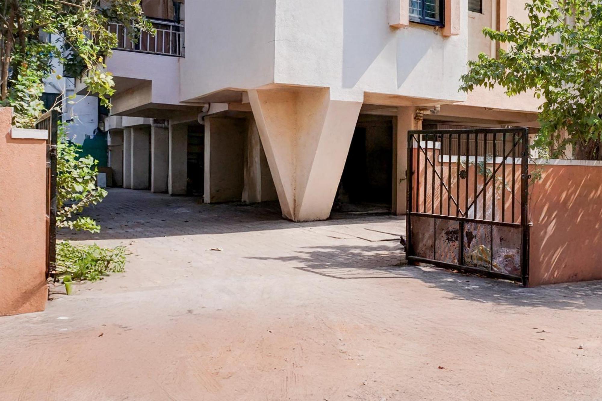Super Collection O Veerbhadra Nagar Baner Hotel Méribel Village Екстериор снимка