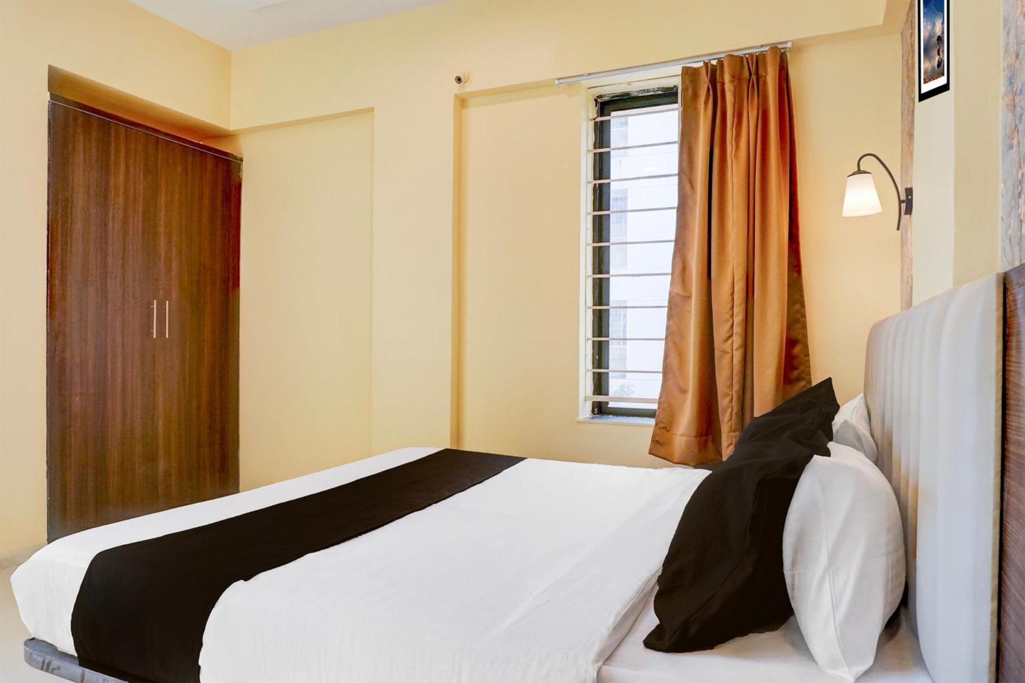 Super Collection O Veerbhadra Nagar Baner Hotel Méribel Village Екстериор снимка